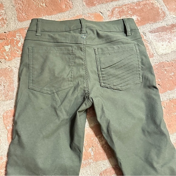 Prana Breanna Cargo Green stretchy moto style stiching multi functional pants 2 - Picture 16 of 16